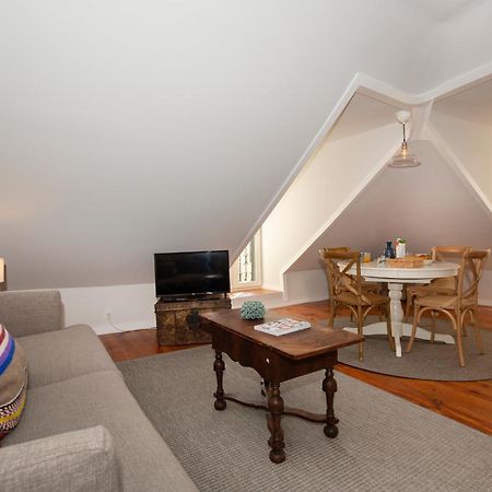 Live Like A Local @ Casa Da Esquina - Wifi & A/C Apartment ลิสบอน ภายนอก รูปภาพ