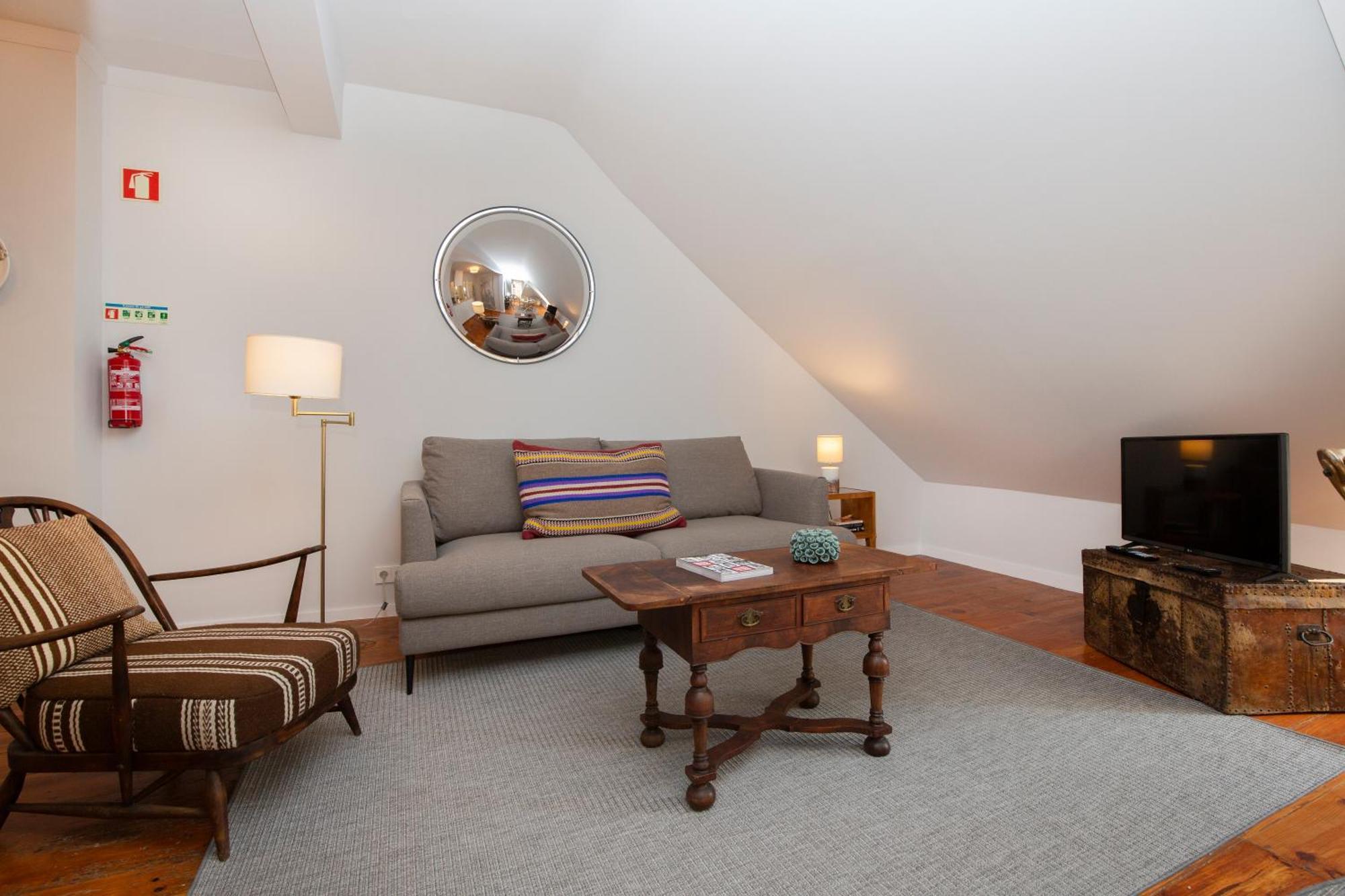 Live Like A Local @ Casa Da Esquina - Wifi & A/C Apartment ลิสบอน ภายนอก รูปภาพ