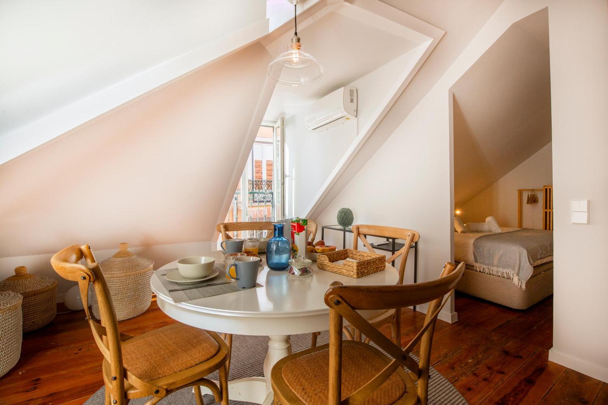 Live Like A Local @ Casa Da Esquina - Wifi & A/C Apartment ลิสบอน ภายนอก รูปภาพ